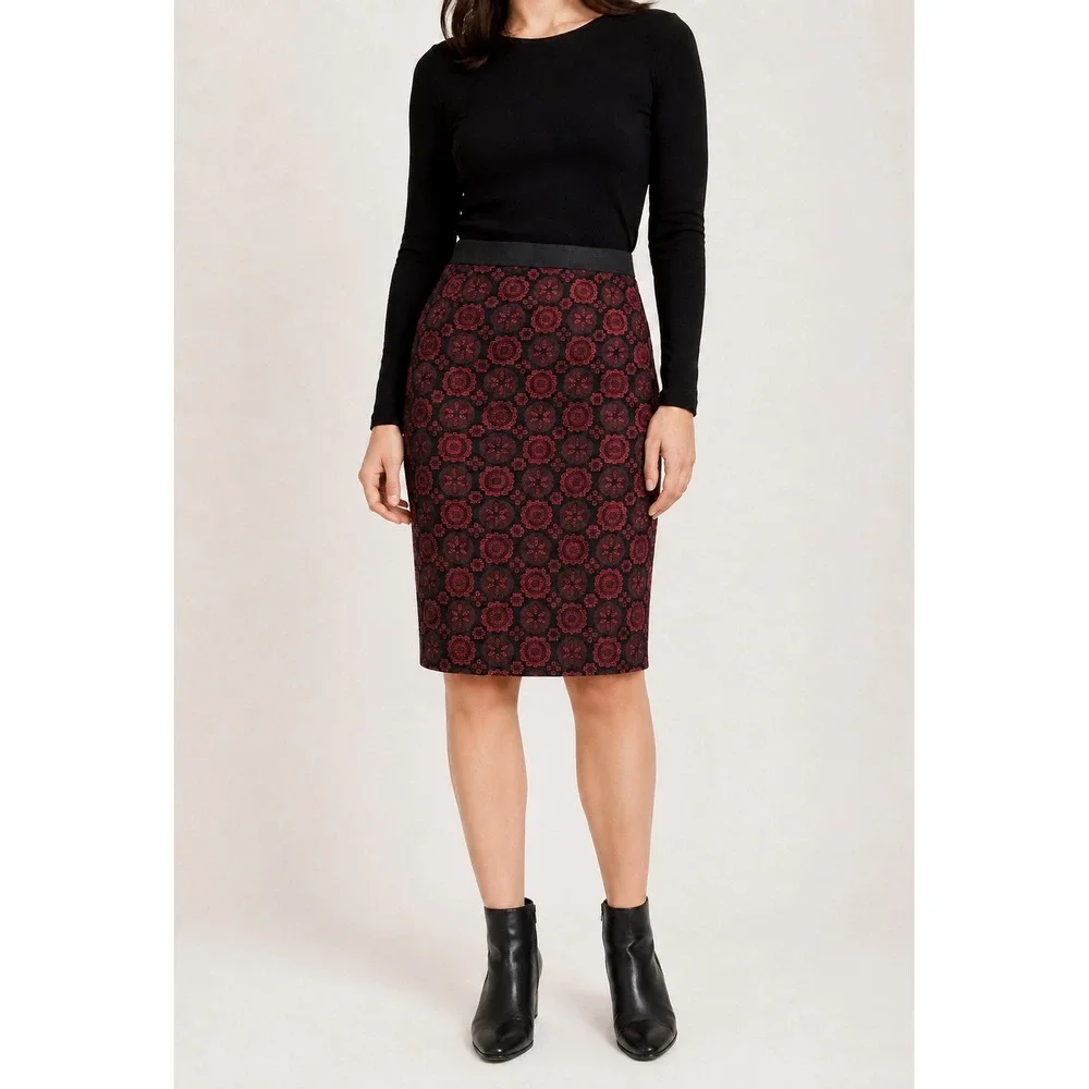 Boden Red Black Jacquard Floral Pencil Skirt US 8L Lined Knee Length Academia